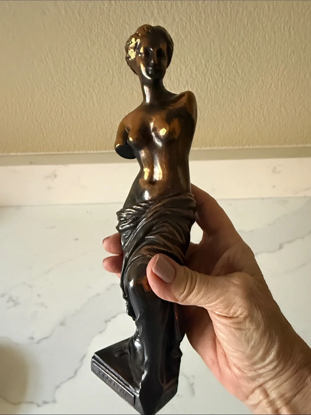 Vintage Bronze Venus Sculptural Statue Madebin Greece and Signed